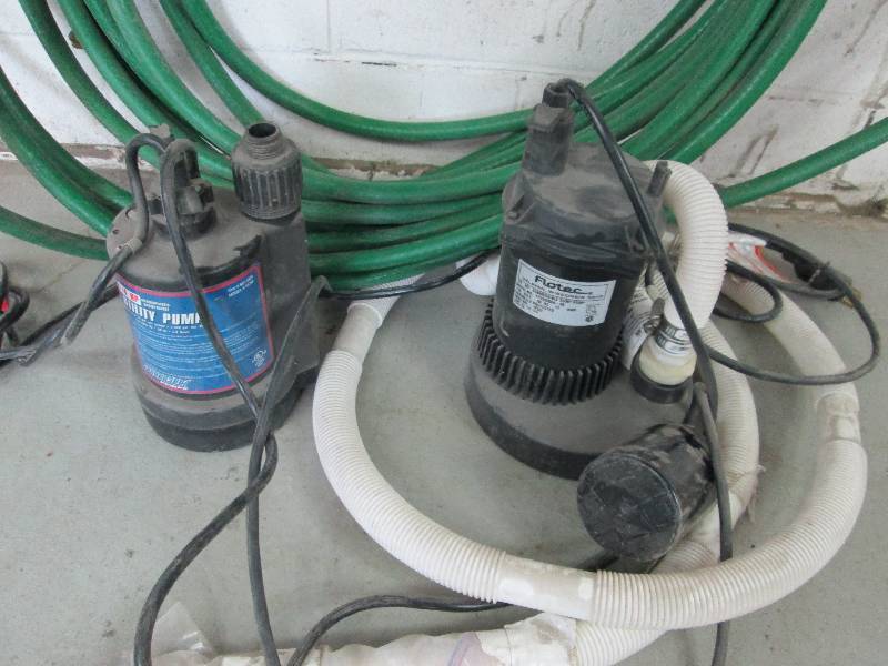 lot 78 image: Water Pumps
