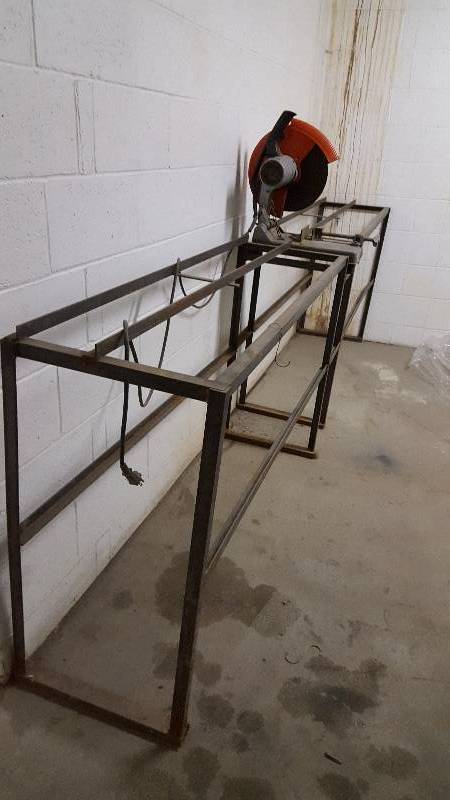 lot 101 image: Makita 14 Cut Off Saw With Stand