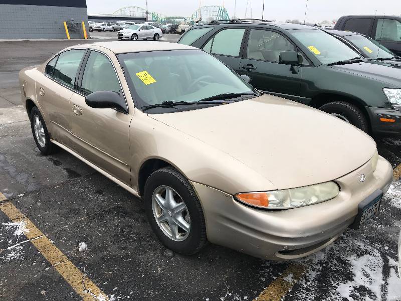 lot 23 image: 2002 Oldsmobile Alero GL1
