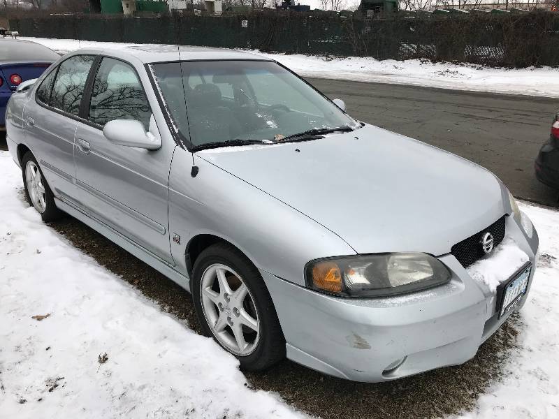 lot 28 image: 2003 Nissan Sentra SE-R....MECHANIC SPECIAL