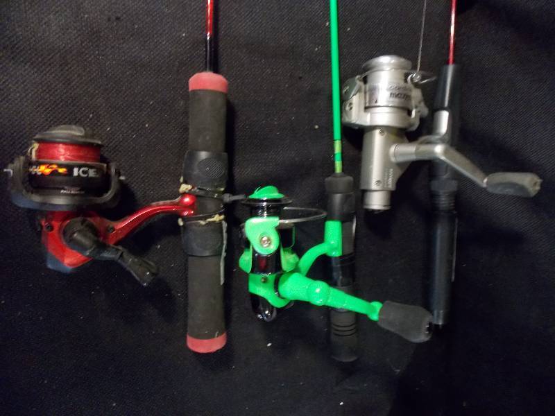 lot 56 image: 3 Ice Fishing Poles with Reels