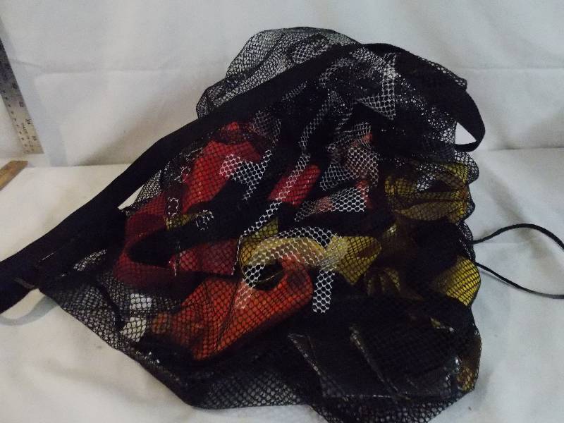 lot 67 image: Flag football set with football tee