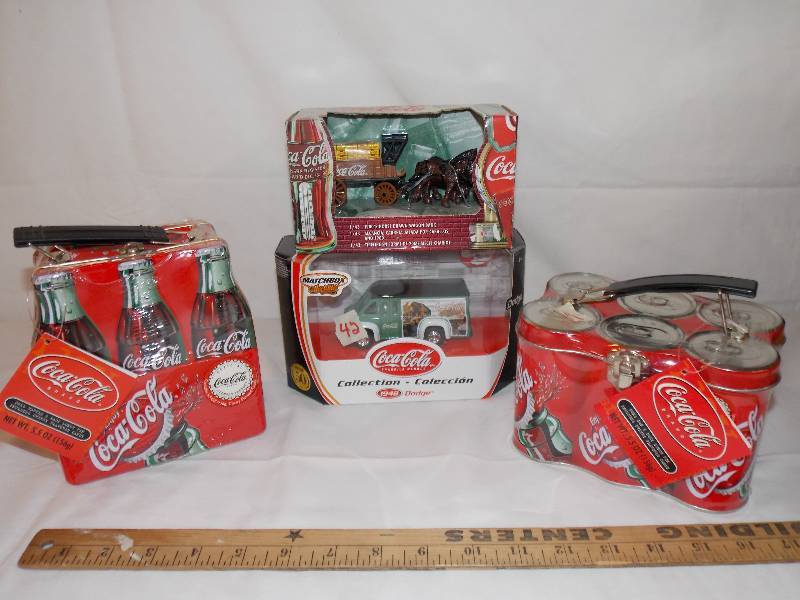 lot 76 image: Coca Cola