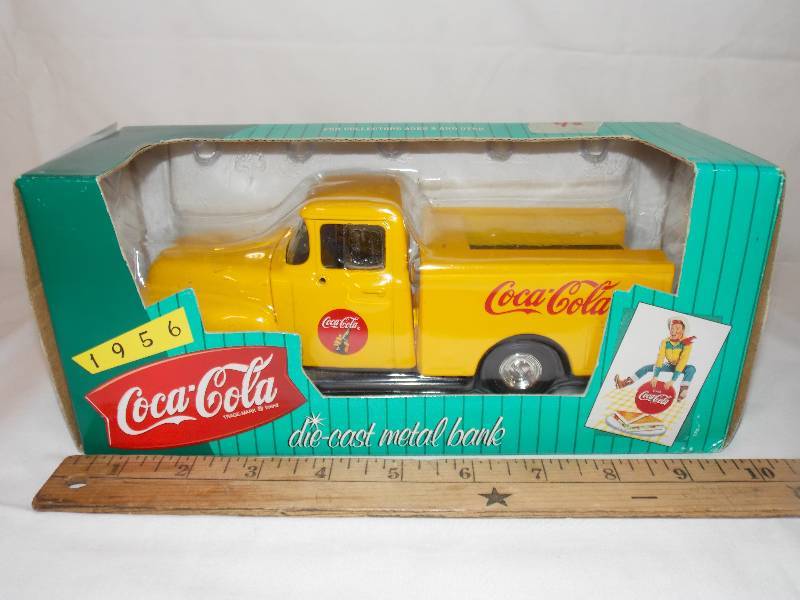 lot 82 image: Coca Cola