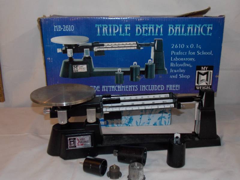 lot 89 image: Scale Triple Beam Balance