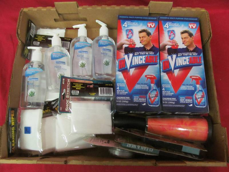 lot 5 image: cleaning items