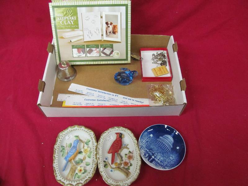 lot 64 image: advertising rulers, keepsake clay kit, home dcor