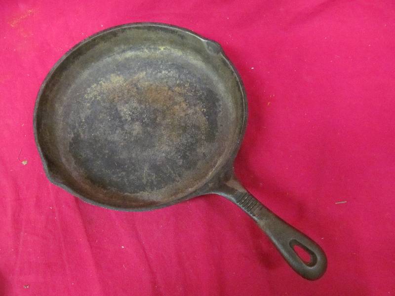lot 77 image: cast iron skillet