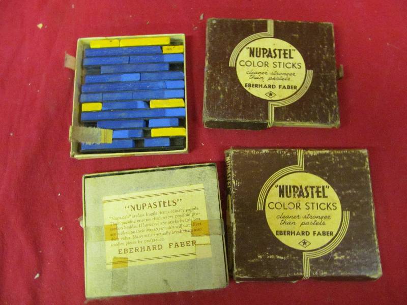 lot 90 image: Vintage Nupastel color sticks