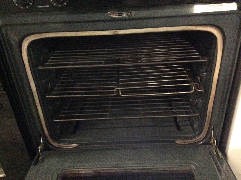 lot 21A image: Kenmore 4 Burner Black Gas Stove