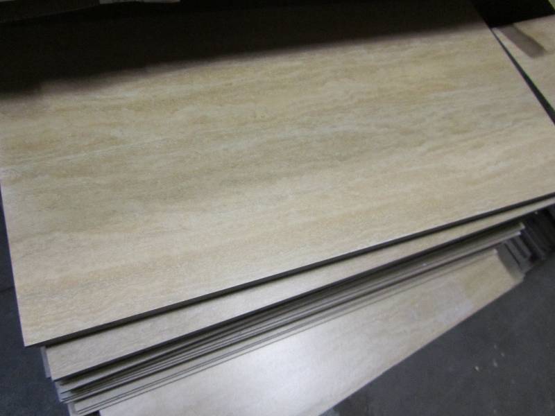 lot 76 image: Bruce American Originals Salsa Cherry Maple 34 in. Thick x 2-14 in. W x Random Length Solid Wood Flooring (20 sq. ft. case) American Originals Ginger Snap Oak 34 in. T x 2-14 in. W x Random L Solid Hardwood Flooring (20 sq. ft.  case) misc tile.
