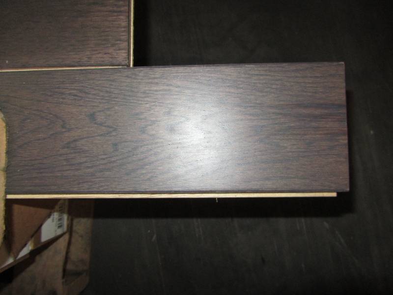 lot 77 image: Hickory French Roast spx 1548 34 x 4 random length (21 sqftbox)