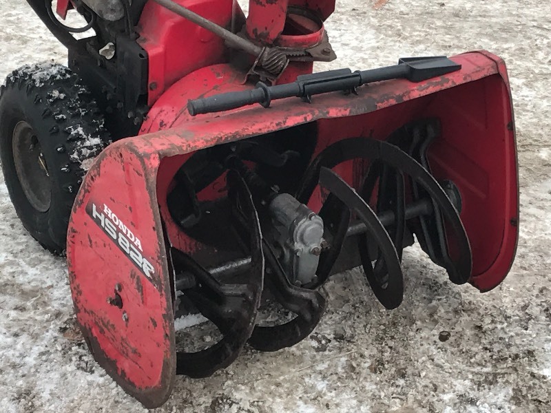 Honda HS828 Snow Blower LE Snow Equipment KBID