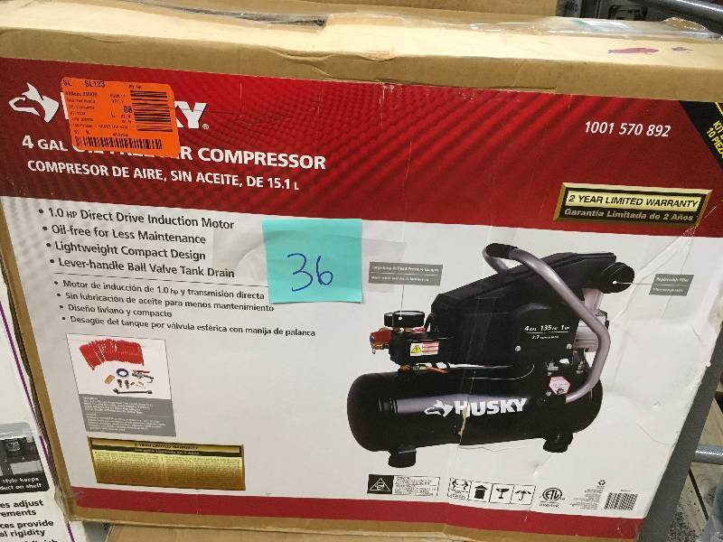 Husky 4 Gal. Portable Electric Powered Air Compressor in like New conditions