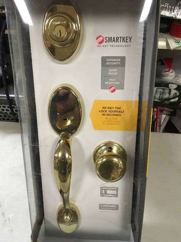 Kwikset 800CEXJ L03 SMT CP Chelsea Single Clinder Handleset with Juno Knob in Lifetime Polished Brass open box never used