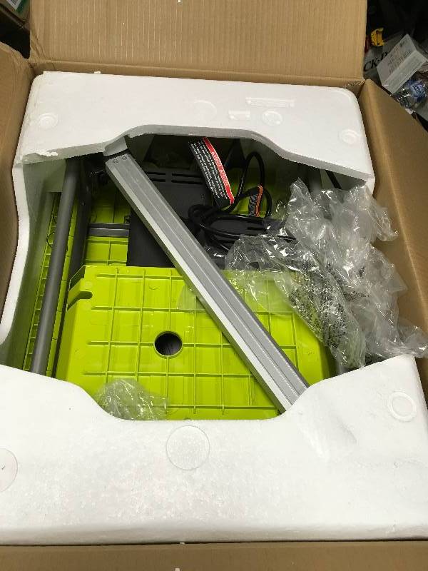 Ryobi   7 in. 4.8 Amp Tabletop Tile Saw in Like new working conditions