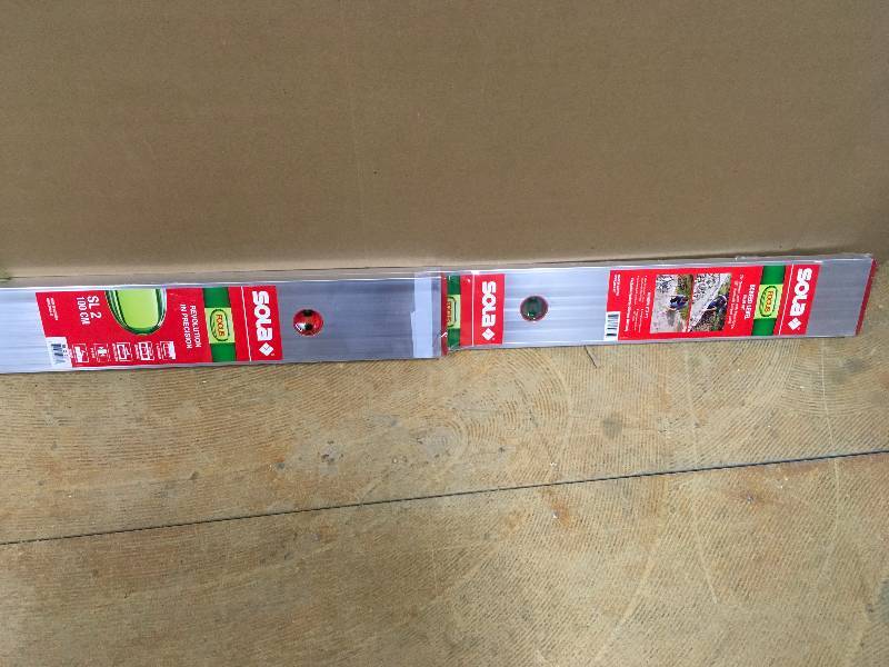SOLA 78 and 39-Inch Shock Absorbing Sidewalk Screed Level Combo Set New