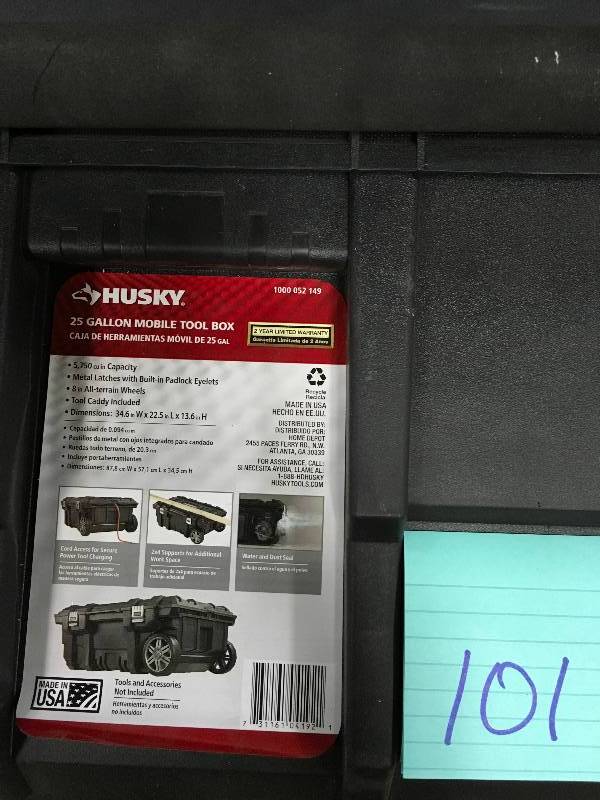 Husky 25 Gallon Mobile Tool Box in like New conditions