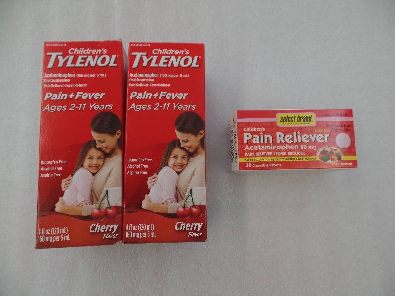 lot 23 image: Childrens Pain & Fever Reducer