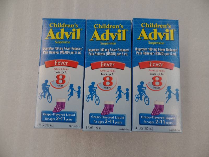 lot 24 image: Childrens Advil Fever