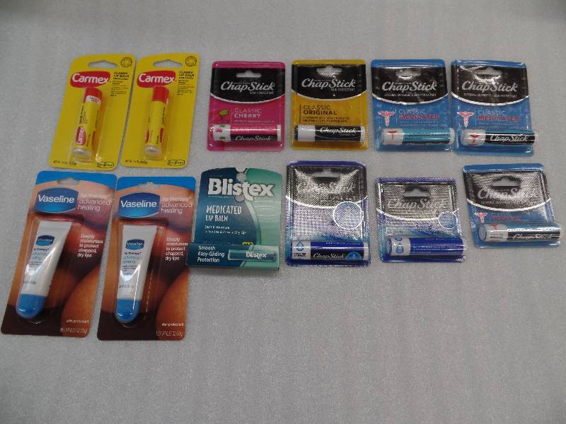 lot 28 image: Chapstick