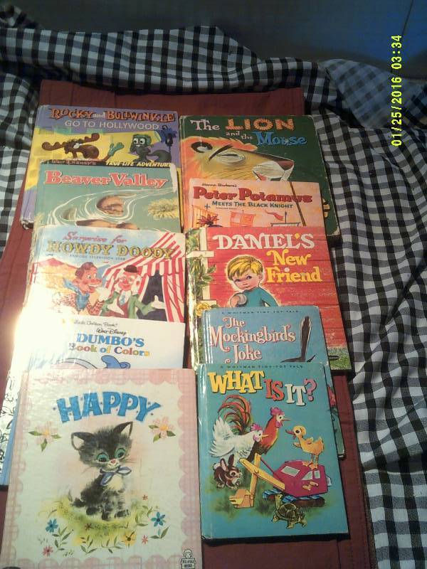 lot 25 image: VINTAGE CHILDRENS BOOKS