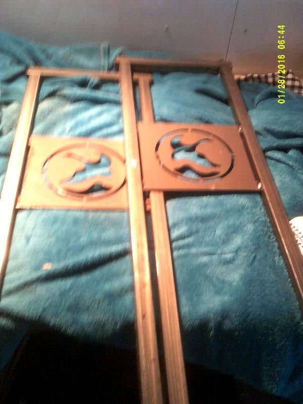 lot 56 image: 2 METAL DUCK YARD DECORE