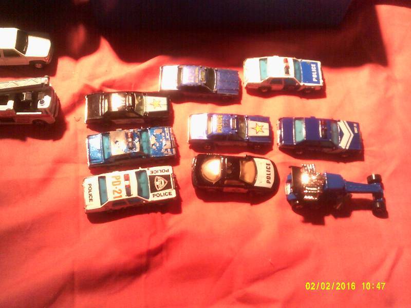 lot 74 image: VINTAGE AND COLLECTIBLE HOT WHEELS