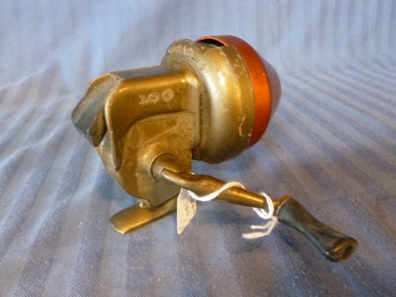 lot 70 image: Vintage Heddon