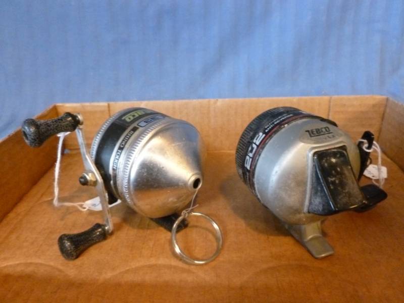 lot 72 image: Fishing Reels