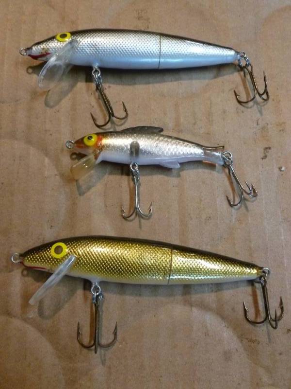 lot 83 image: Fishing Baits