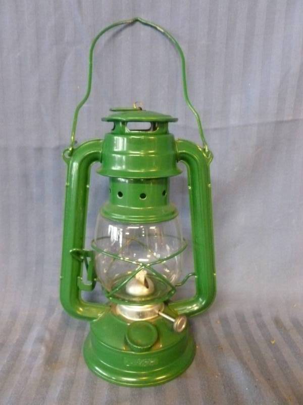 lot 105 image: Barn Lantern