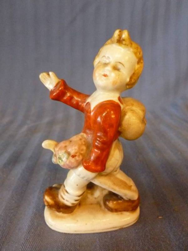 lot 122 image: Vintage Occupied Japan