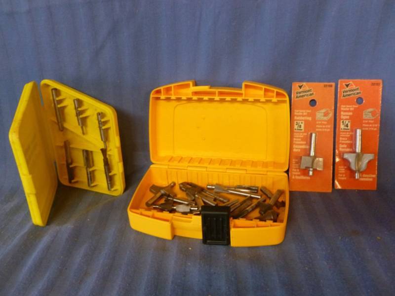 lot 129 image: Router Bits