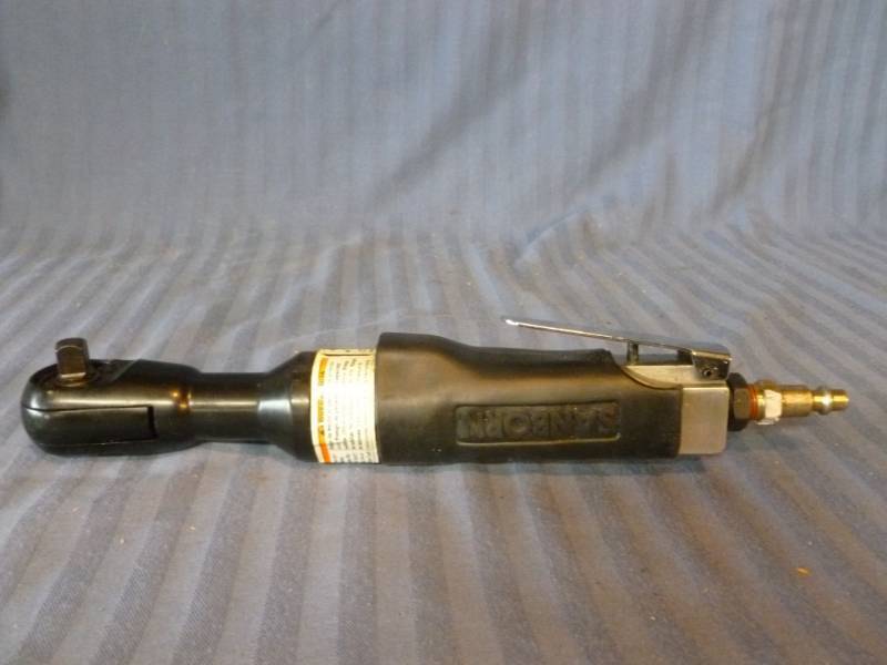 lot 130 image: Pneumatic Tool