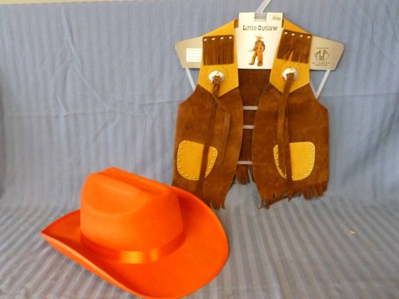 lot 149 image: Cowboy Hat