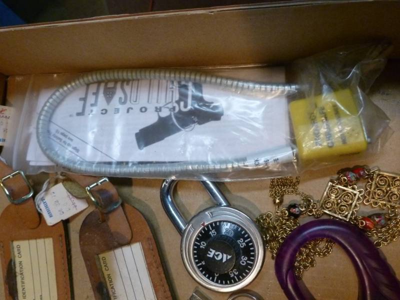 lot 160 image: Gun Lock