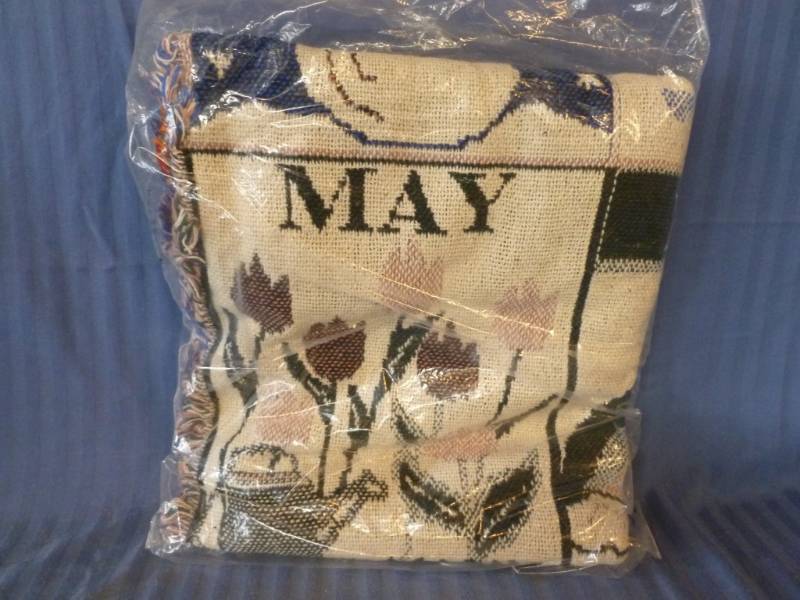 lot 164 image: New Throw Blanket