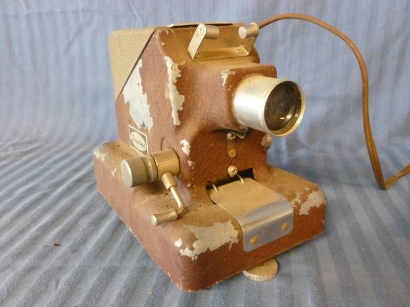 lot 165 image: Vintage Film Projector