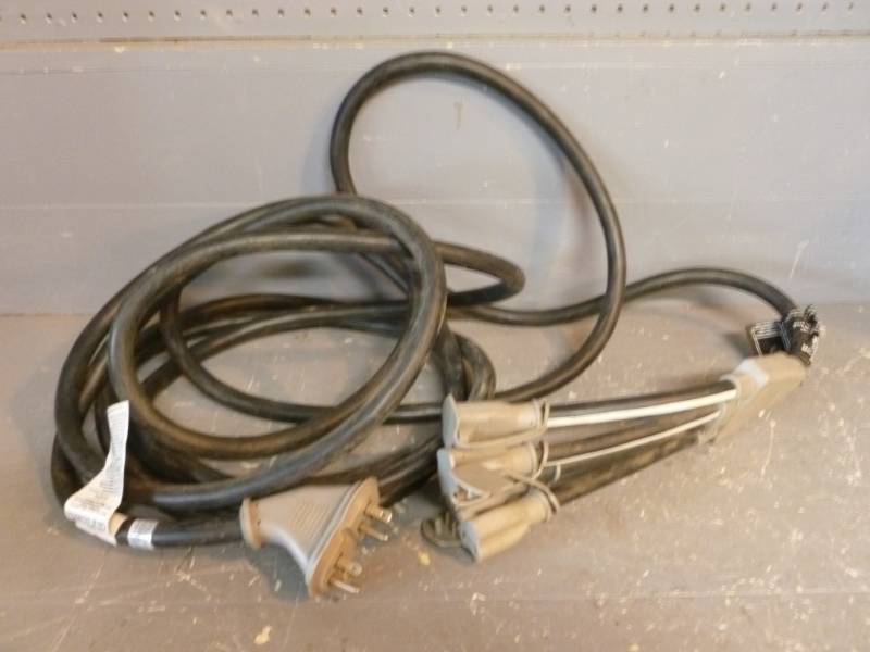 lot 187 image: Generator Cord