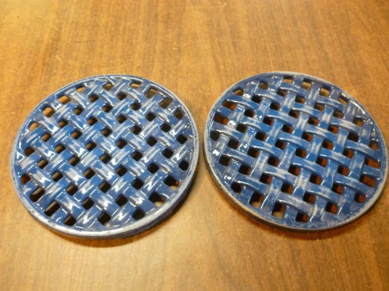 lot 213 image: Cast Iron Trivets