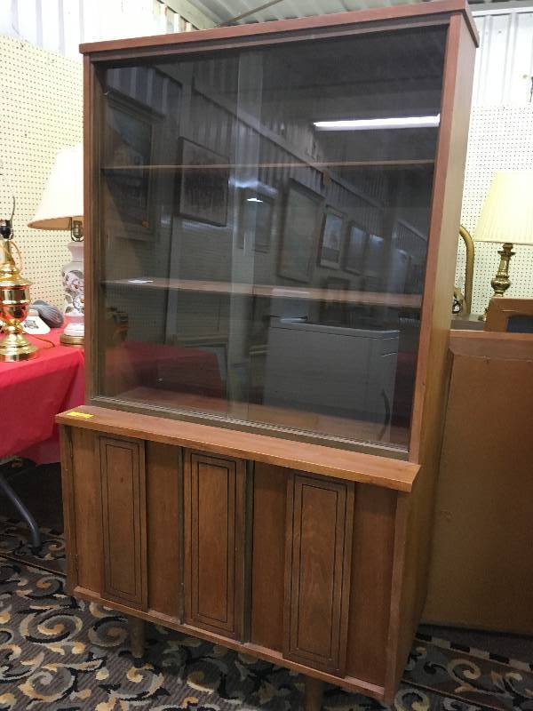 VINTAGE HUTCH