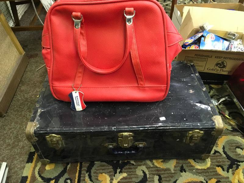TOURIST BAG AND METAL SIDED SUIT CASE