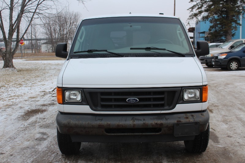 2003 Ford E350 Vans Extended XLT - One Owner -