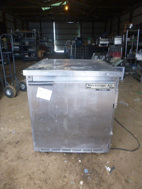 lot 13 image: Beverage-Air Freezer
