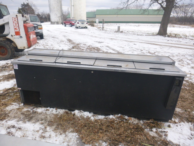 lot 23 image: Beverage-Air Under Counter Cooler
