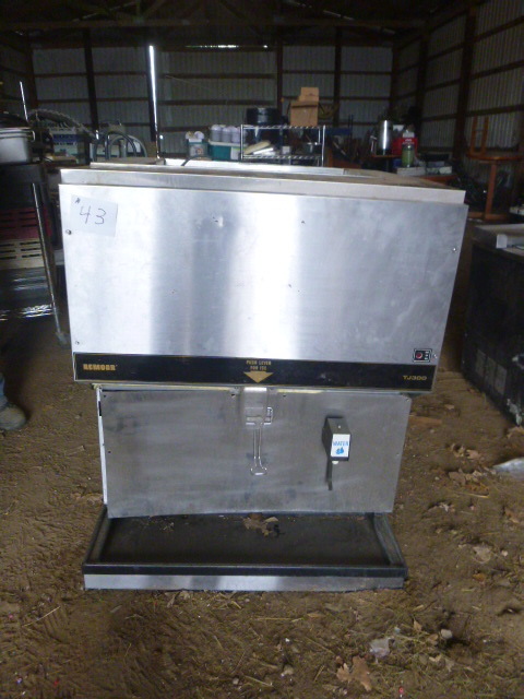 lot 43 image: Remcor Ice Bin and Water Dispenser