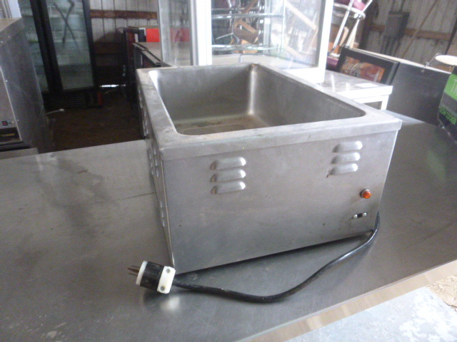 lot 56 image: American Permanent Ware Steam Pan