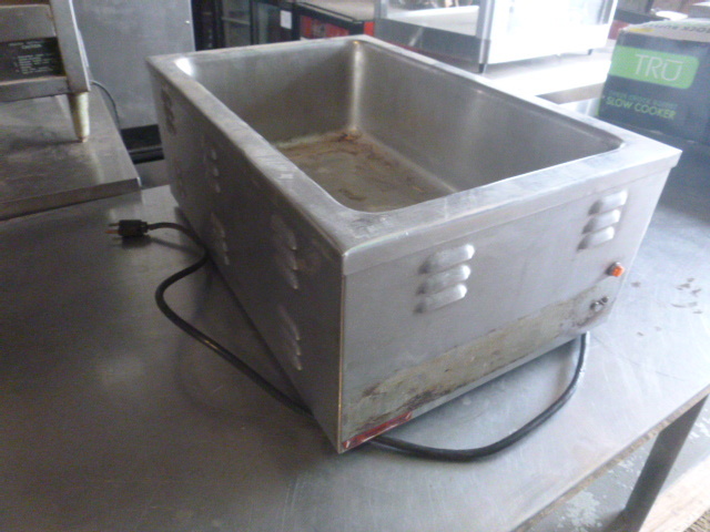 lot 57 image: American Permanent Ware Steam Pan