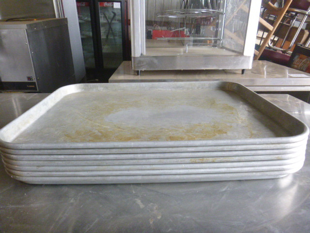 lot 74 image: 7 Sheet Pans